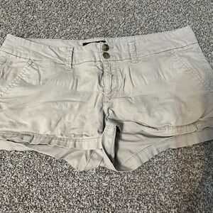 American Eagle Outfitters Beige Cargo Shorts